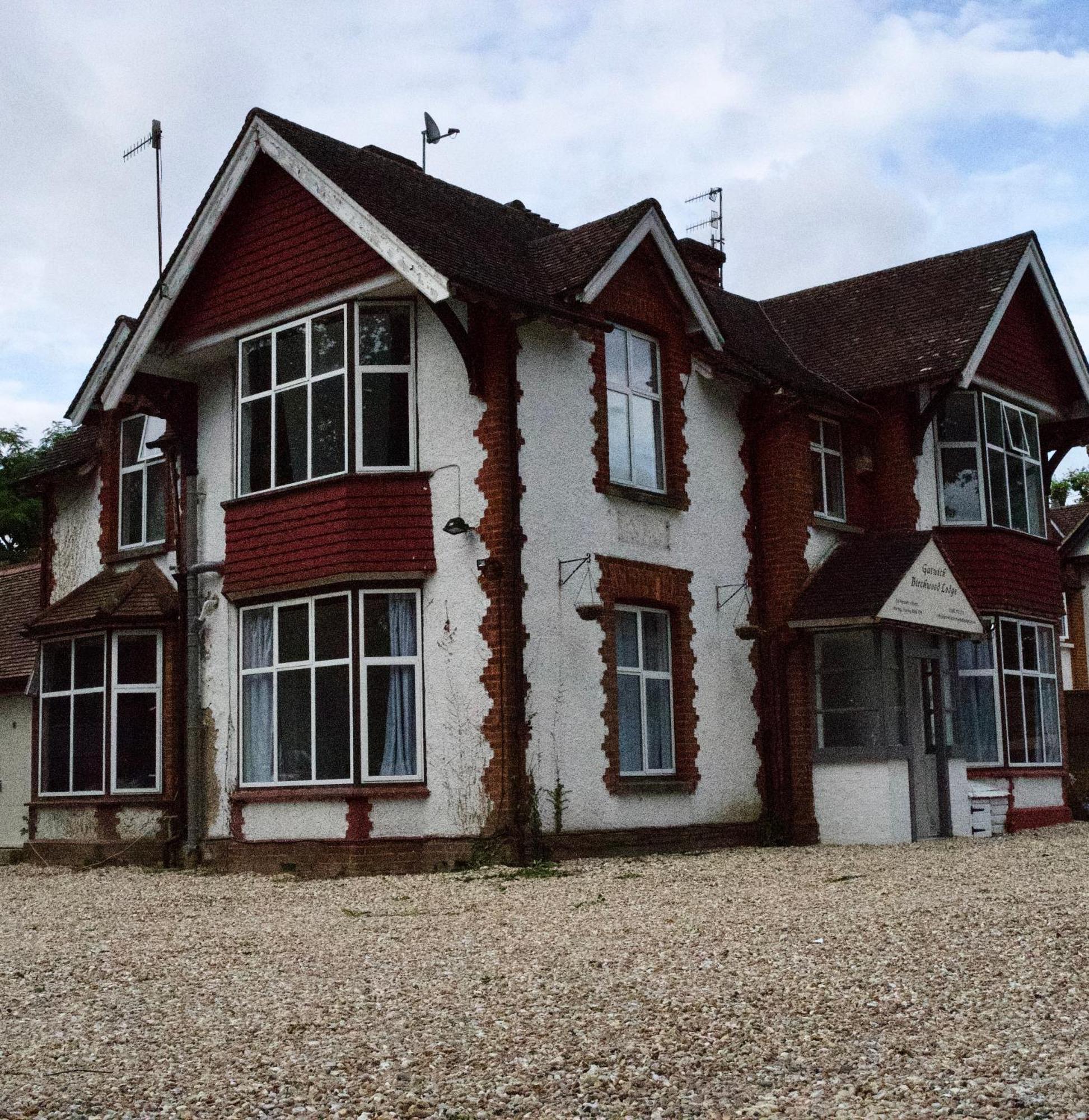 Gatwick Birchwood Lodge With Holiday Parking Horley Zewnętrze zdjęcie