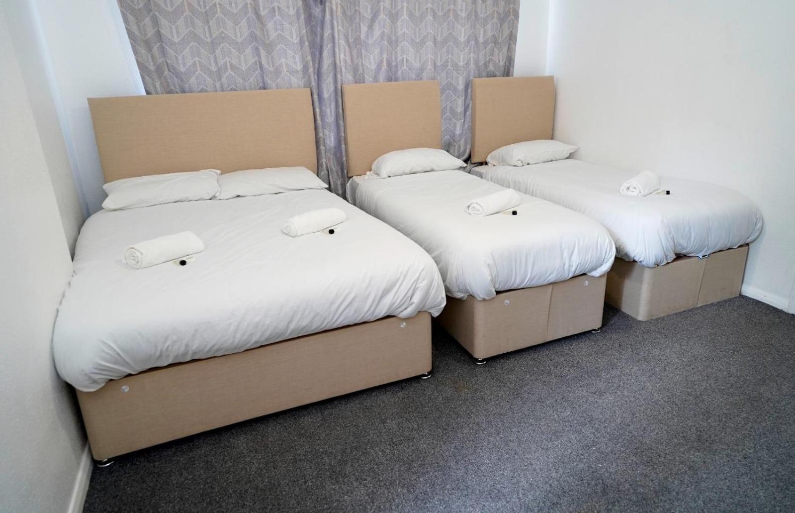 Gatwick Birchwood Lodge With Holiday Parking Horley Zewnętrze zdjęcie