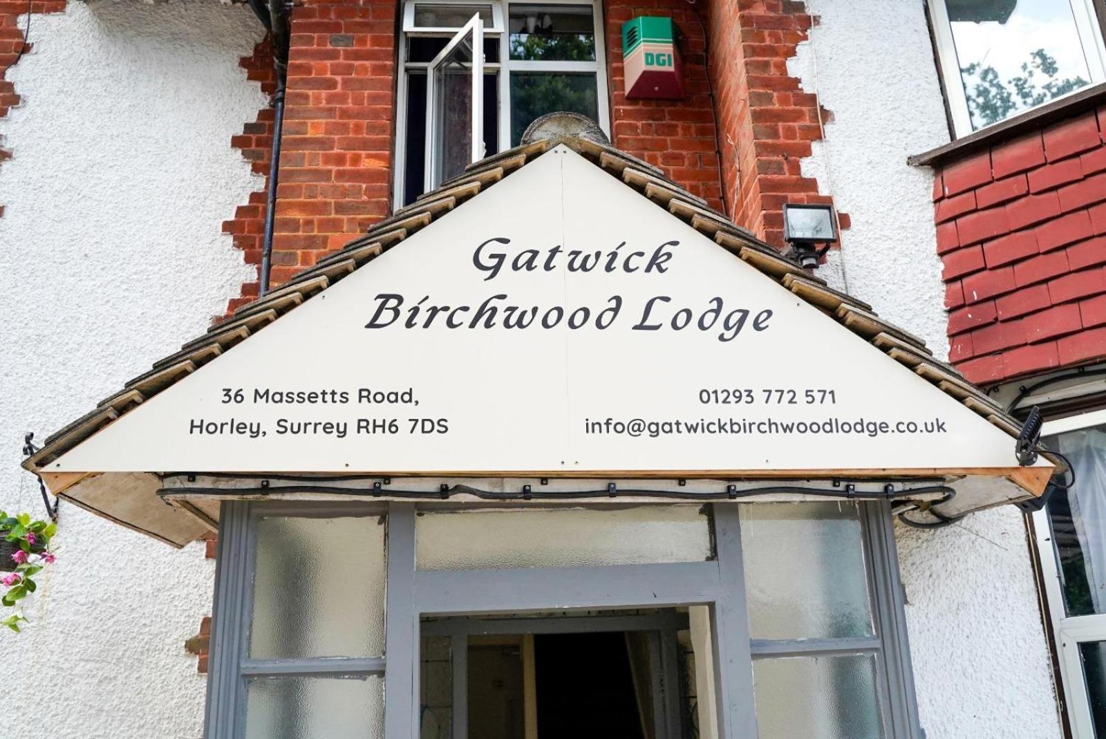 Gatwick Birchwood Lodge With Holiday Parking Horley Zewnętrze zdjęcie